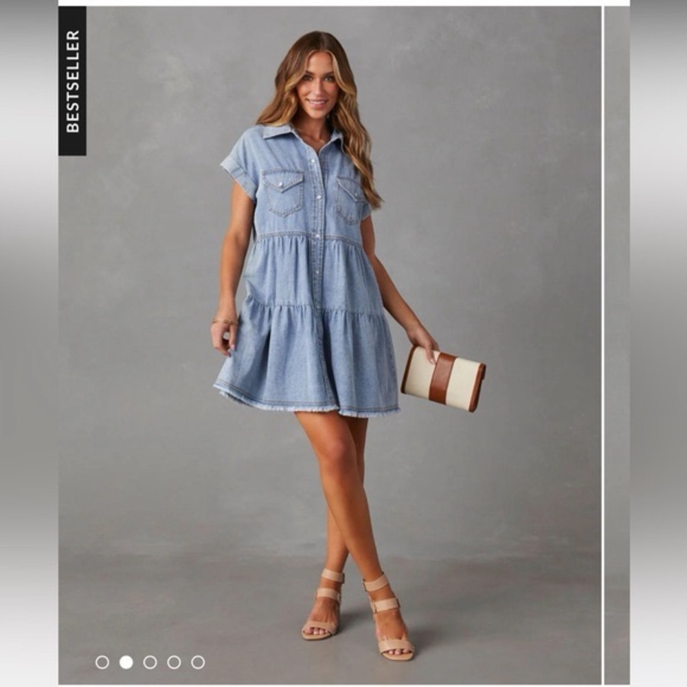 NWOT VICI Sunol Tiered Button Down Chambray Dress